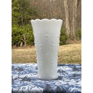 Vintage Anchor Hocking Teardrop & Pearl Milk Glass Vase Scalloped Rim